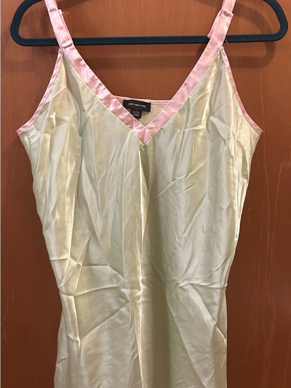 Jones New York VTG Mint Slip with Pink Trim